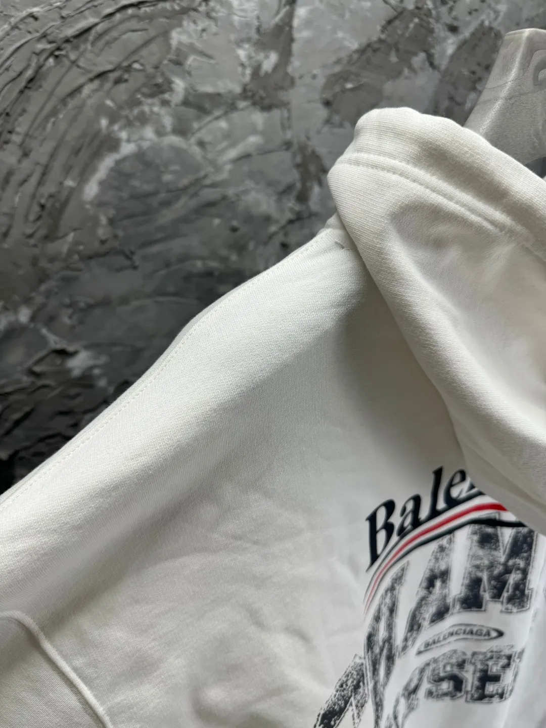 BALENCI*GA New Arrival Balenciaxx . . . 460g Same Style -Color：Black White -SIZE：Xs S M L 8957#
